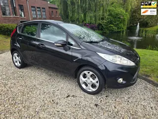Ford Fiesta 1.4 Titanium Airco 5-Deurs trekhaak