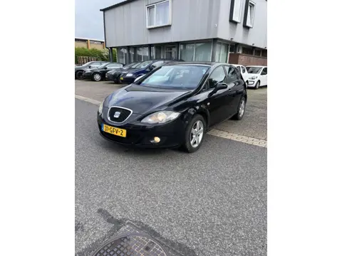 SEAT Leon 1.4 TSI Businessline. Clima,Navigatie enz. Nieuwe Apk 12-06-2027