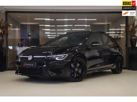 Volkswagen GOLF 2.0 TSI R 4Motion PERFORMANCE /AKRA/PANO/IQ/H-K/BOMVOL