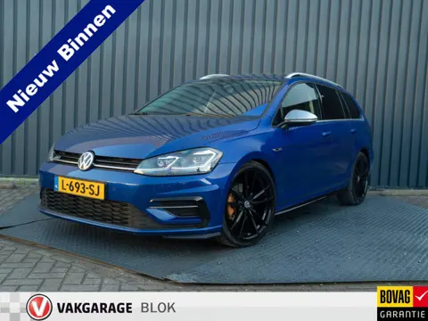 Volkswagen Golf 1.5 TSI Highline Business R | Panodak | Groot Navi | Trekhaak afnb. | Keyless | Prij