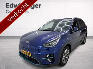 Kia e-Niro ExecutiveLine 64 kWh | Leder | Schuif kanteldak SOH 100% | Andriod Auto | Apple carplay |