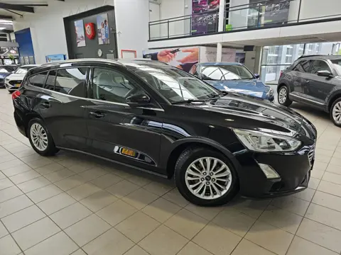 Ford Focus Wagon 1.0 EcoBoost Titanium Business
