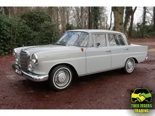Mercedes-Benz 190 c C Limousine (W110) (bj 1964)