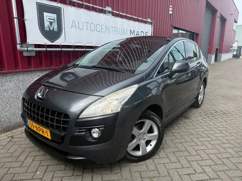 Peugeot 3008 1.6 VTi ST // Pano // Clima // Navi // Trk.Hk // PDC