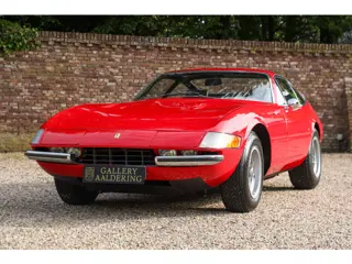 Ferrari 365 GTB/4 Daytona "with French history" Genuinely authentic! - Still with original materials