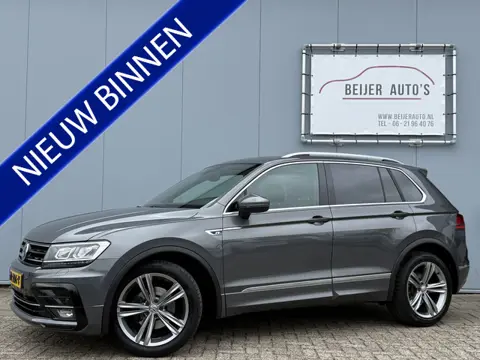 Volkswagen Tiguan 1.4 TSI Highline Business R Trekhaak/Apple Carplay.