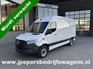 Mercedes-Benz Sprinter 317 CDI L2 H2 Pro LED / MBUX / Navigatie / Camera / Parkeersensoren / Cruise 