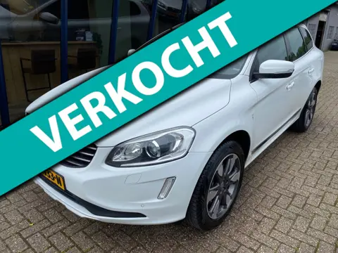 Volvo XC60 2.0 D4 FWD Ocean Race LEER / NAVI / PANO