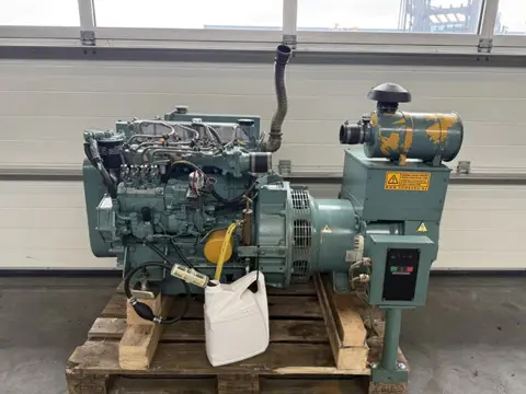 Mitsubishi S4S - 61SDB Stamford 31 kVA Marine generatorset