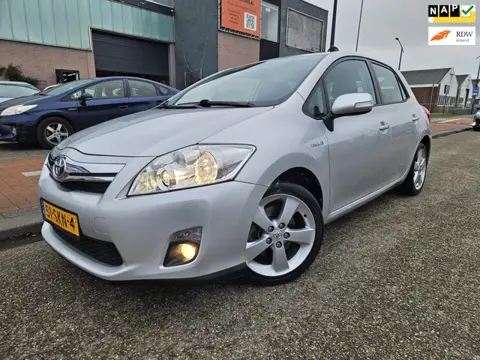 Toyota Auris 1.8 Full Hybrid Executive GARANTIE