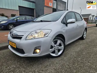 Toyota Auris 1.8 Full Hybrid Executive GARANTIE