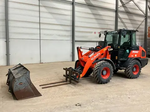 Kubota R 082 (bj 2017)