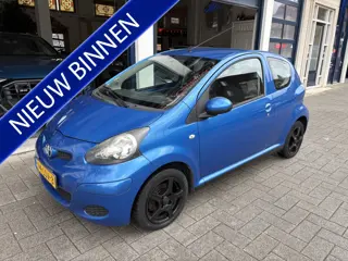 Toyota Aygo 1.0-12V Comfort L.M VELGEN (bj 2010)