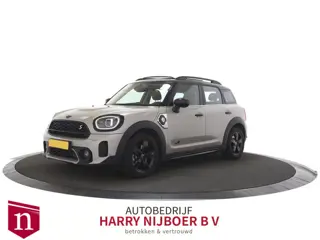 MINI Countryman 1.5 Cooper S E ALL4 Chili Lederen bekleding / Camera / Panoramadak