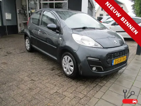 Peugeot 107 1.0 Active (bj 2013)