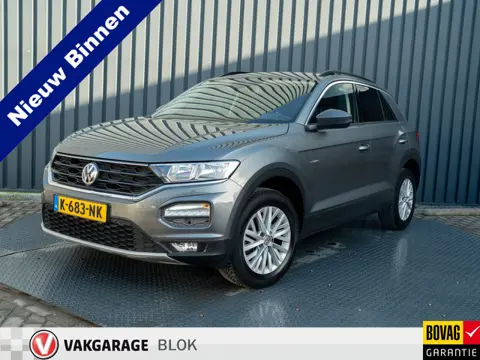 Volkswagen T-Roc 1.5 TSI 150Pk Style | Trekhaak afnb. | Camera | Adapt. Cr. | PDC V&A | Prijs Rijkla
