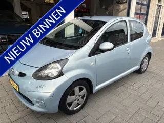 Toyota Aygo 1.0-12V Sport NW APK (bj 2006)