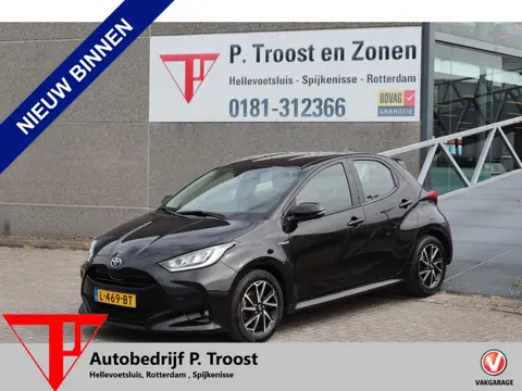Toyota Yaris 1.5 Hybrid Dynamic Dealeronderhouden! Nederlandse auto/Achteruitrijcamera/Apple carplay