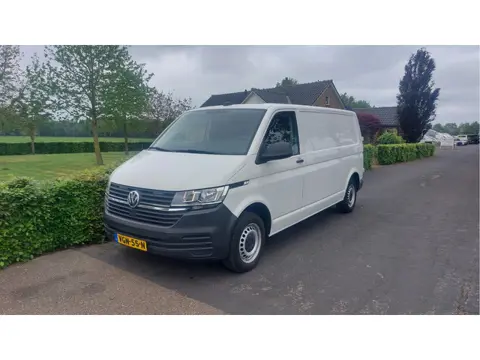 Volkswagen Transporter 2.0 TDI L2H1 28 AIRCO /NAVI BJ 2020