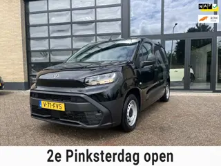Toyota PROACE CITY 1.5 D-4D L1 Navigator , NIEUW DIRECT LEVERBAAR