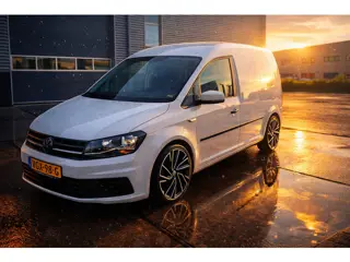 Volkswagen Caddy 2.0 TDI euro 6 bj 2020 70.000km schroefset 19" velgen blikvanger
