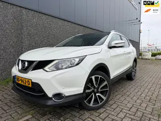 Nissan Qashqai 1.6 Tekna/1ste eigenaar/Full options/ Nieuwe APK en beurt!