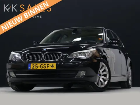 BMW 5 Serie 523i Business Line [ELEKTRISCH VERSTELBARE STOELEN, CAMERA, STOELVERWARMING, VOL LEDER, 