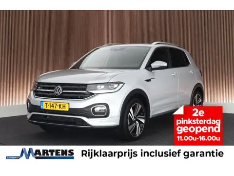 Volkswagen T-Cross 1.5 TSI 150pk DSG 2x R-Line Trekhaak Camera Keyless Stoelverwarming Led