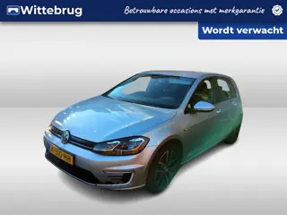 Volkswagen e-Golf E-DITION / LED / Virtual cockpit / Navigatie / Climate control / Parkeersensoren V