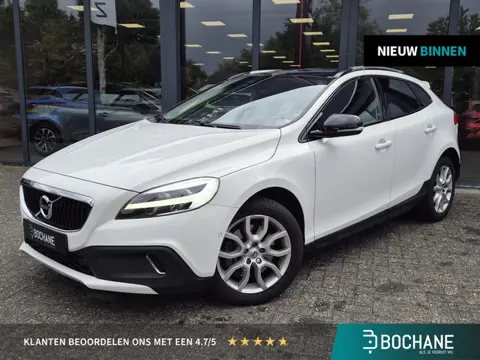 Volvo V40 Cross Country 1.5 T3 Polar+ Luxury | Leder | Harmon/Kardon | Dakdragers | Navigatie | Auto
