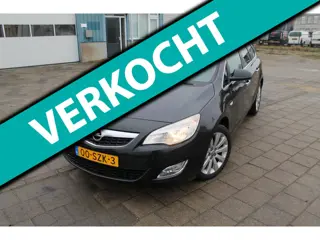 Opel Astra Sports Tourer 1.4 Turbo Cosmo - lm. velgen - dab radio - 1/2 leder