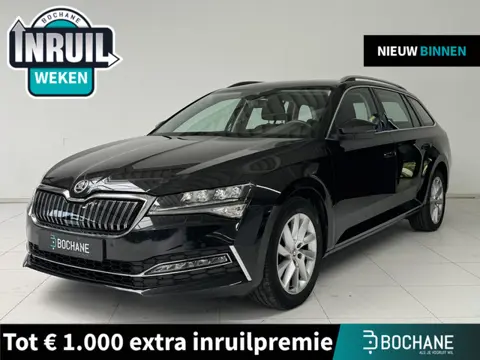 Skoda Superb Combi 1.4 TSI iV Business Edition Plus | Navigatie | Camera | Stoelverwarming | Elektri