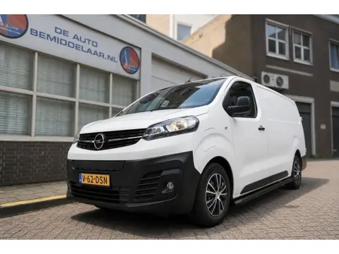 Opel Vivaro-e L3H1 Innovation 75 kWh | 5/26 beurt | SOH 92% | Dodehoek | HUD | Apple | Camera | PDC 