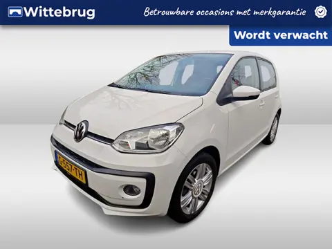 Volkswagen up! 1.0 BMT 60pk high up! / Cruise Control / Parkeersensoren Achter / 15" LMV