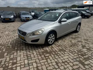 Volvo V60 1.6 D2 Kinetic / nette staat / exportprijs!