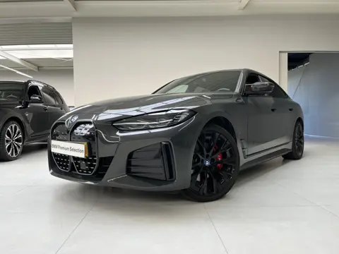 BMW i4 eDrive40 High Executive 84 kWh | M-Sport Pro | 20" | Schuifdak | Harman Kardon | Voorbereidin