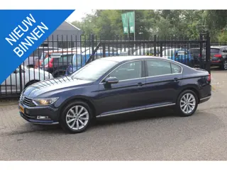 Volkswagen Passat 1.4 TSI Highline, Sedan!