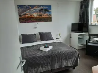 Rustig gelegen B&B kamer op 800 meter van het Noordzeestrand