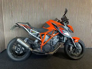 KTM 1290 SuperDuke ABS Akrapovic