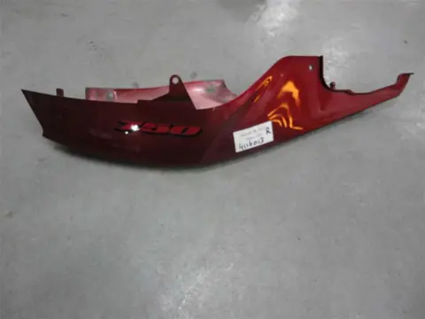 RECHTER ACHTERKANT Suzuki GSX R 750 2006 - 2007