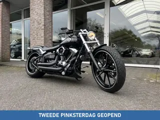 Harley Davidson 103 FXSB Softail Breakout