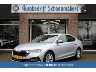 Skoda Octavia 1.0 e-TSI Business Edition Plus STOELVERW. SFEERVERL. CARPLAY CAMERA DIGITAL-DASH ACC 