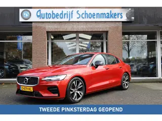 Volvo S60 2.0 T4 R-Design CAMERA LEER CARPLAY MEMORY TREKHAAK-ELEC. STOELVERW. DAB ZWARTE-HEMEL HARM