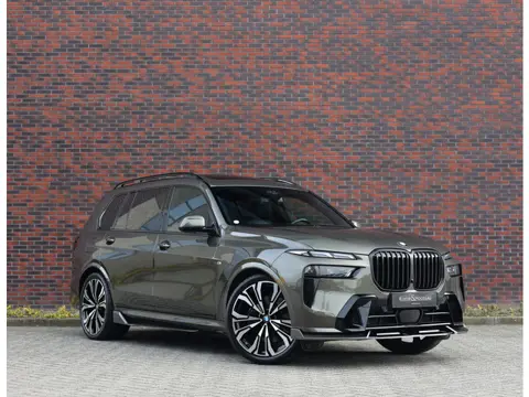 BMW X7 40i xDrive | Skylounge - Trekhaak - B&W (bj 2023)