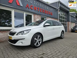 Peugeot 308 SW 1.2 PureTech Style Trekhaak! Camera! Panoramadak! NAP! Airco/Clima! Navigatie! Cruise