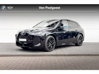 BMW iX xDrive45 101 kWh