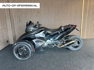 2x Can Am Spyder RS SE5 Automaat en Schakel Akrapovic Rugleuning