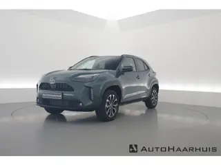 Toyota Yaris Cross 1.5 Hybrid 130 Teamplayer | Forest Green | Winter Pack | Safety Pack | Navi | Ada