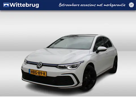 Volkswagen Golf 1.4 eHybrid 245pk GTE DSG Automaat / Leder / Panorama dak / Navigatie / LM velgen / 