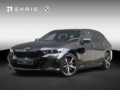 BMW 5 serie Touring 550e | M Sportpakket Pro | Innovation Pack | Travel Pack | Comfort Pack | Bowers